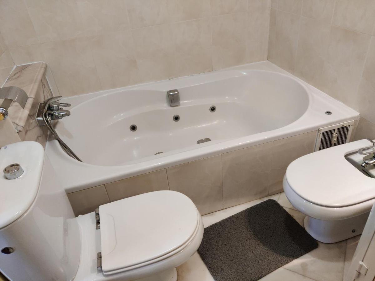 Villa Grande Piscine 5 Min De La Mer Málaga Eksteriør billede